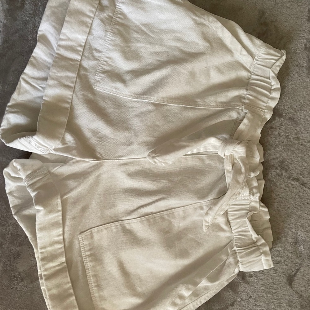 White Aerie shorts
